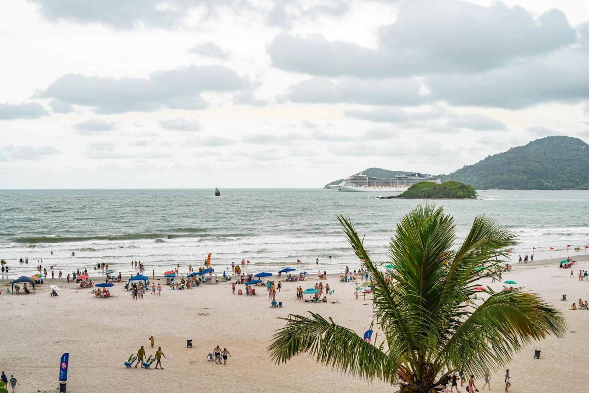 Apto Pe Na Areia Com Linda Vista Frente Mar Cel403 Apartment Balneario Camboriu Exterior photo